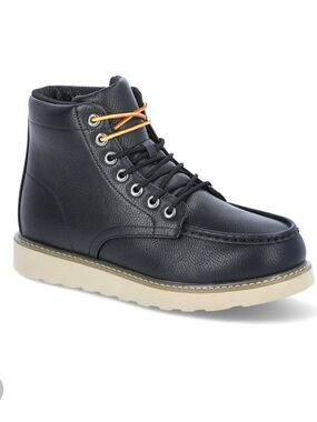 NIB Portland Fulton Black Lace-Up Boots
